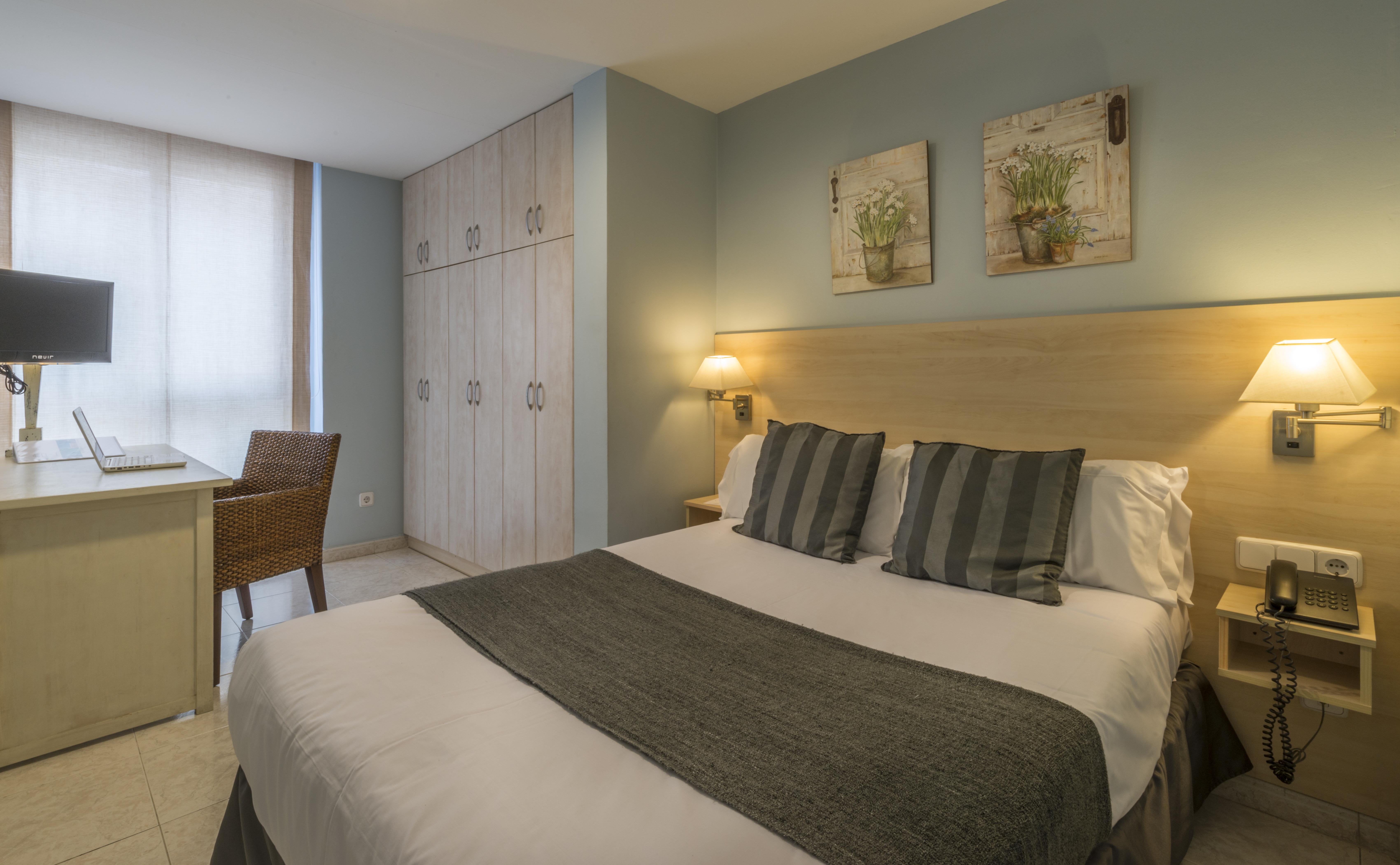 Alexandra Aparthotel Benstarhotelgroup ตาร์ราโกนา ภายนอก รูปภาพ