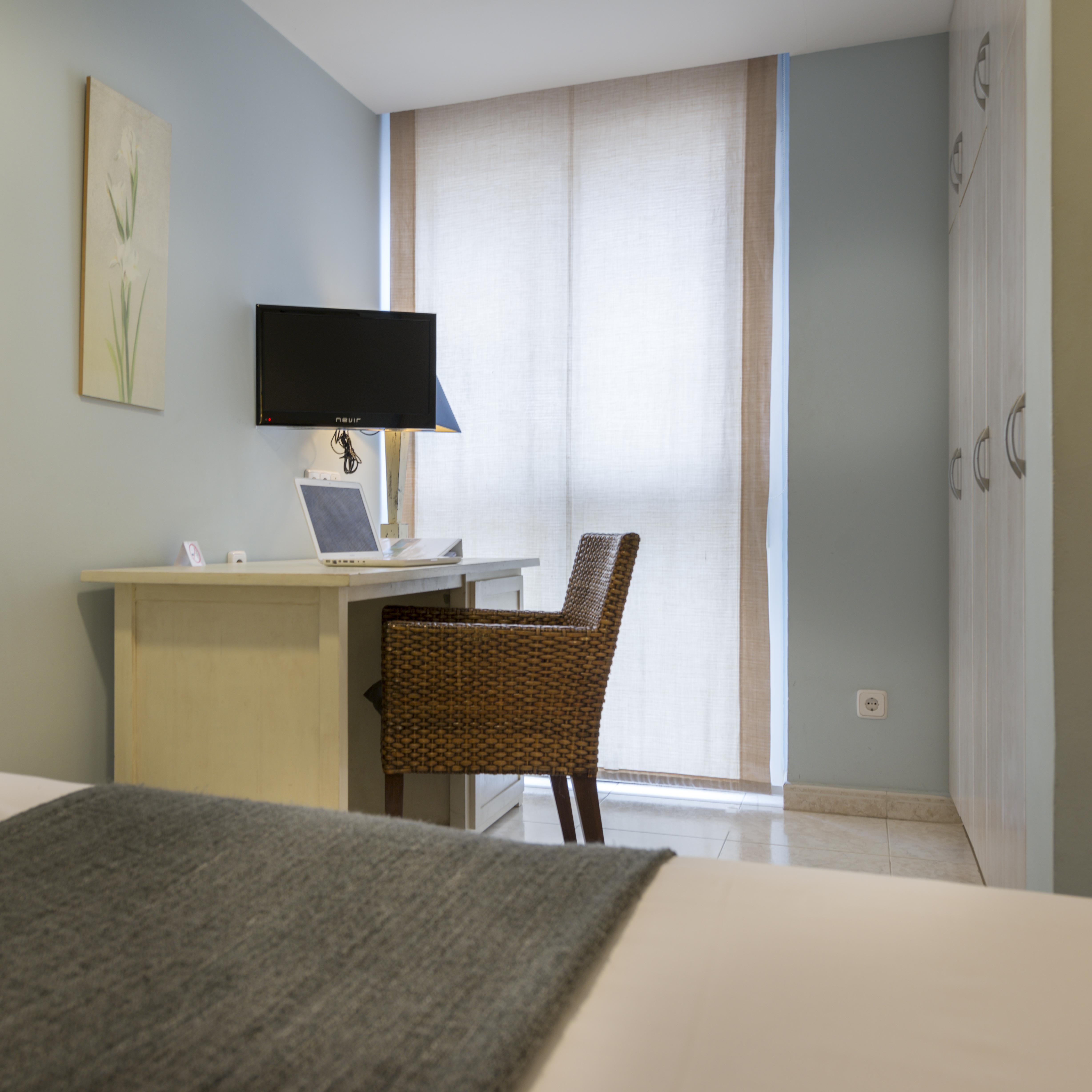 Alexandra Aparthotel Benstarhotelgroup ตาร์ราโกนา ภายนอก รูปภาพ