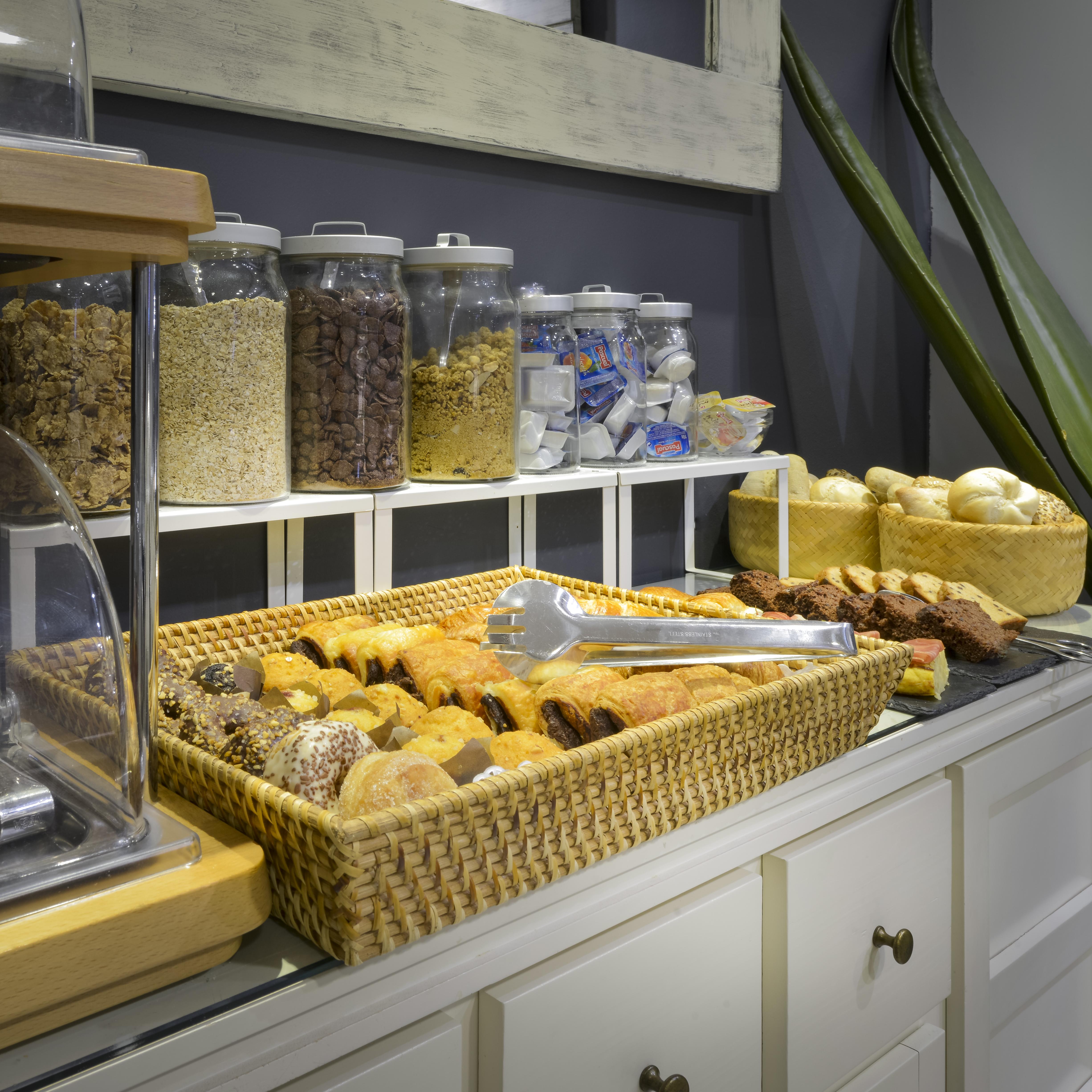 Alexandra Aparthotel Benstarhotelgroup ตาร์ราโกนา ภายนอก รูปภาพ