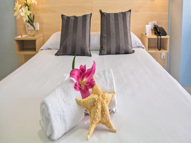 Alexandra Aparthotel Benstarhotelgroup ตาร์ราโกนา ภายนอก รูปภาพ
