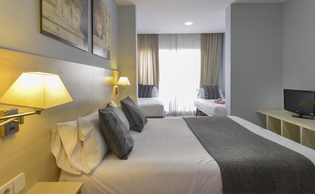 Alexandra Aparthotel Benstarhotelgroup ตาร์ราโกนา ภายนอก รูปภาพ