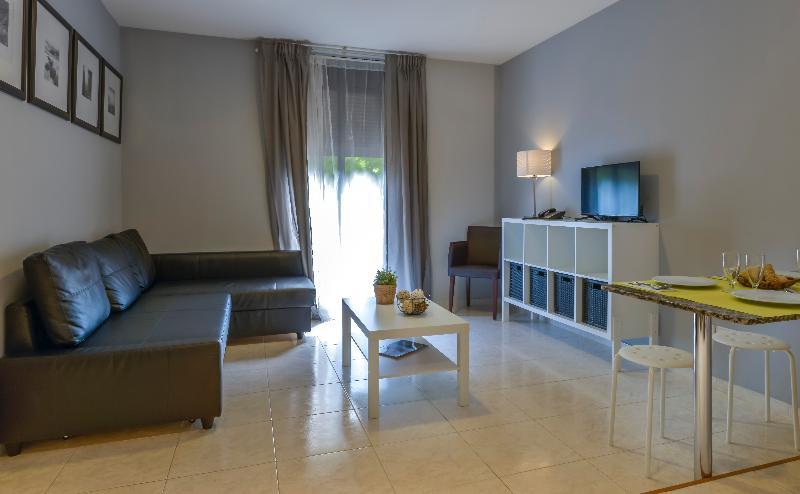 Alexandra Aparthotel Benstarhotelgroup ตาร์ราโกนา ภายนอก รูปภาพ