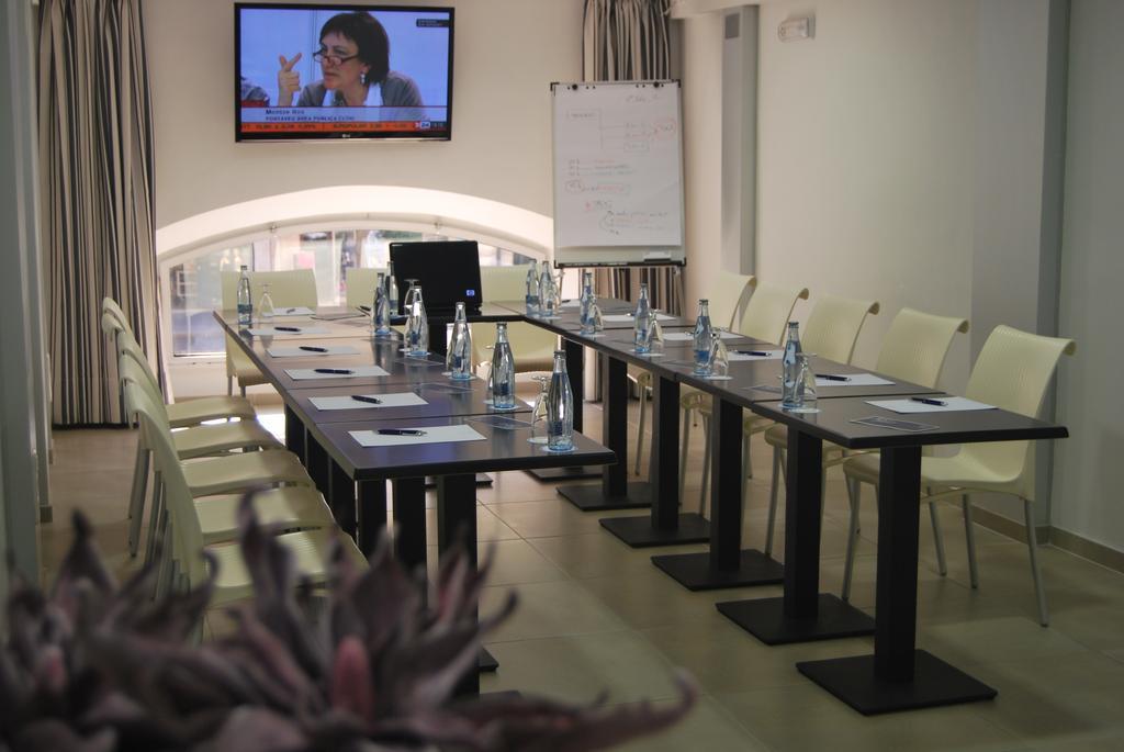 Alexandra Aparthotel Benstarhotelgroup ตาร์ราโกนา ภายนอก รูปภาพ